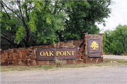 Brown County Lake Brownwood lot in Texas, Oak Point, 0.50 acres with electricity, Lot 112 Phase 1, scenic land for sale