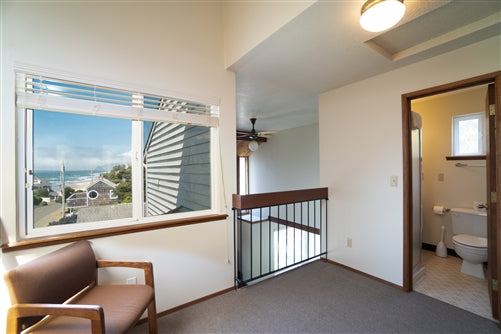 Sea Base Oregon Beach House - 1 Month Rental Deposit
